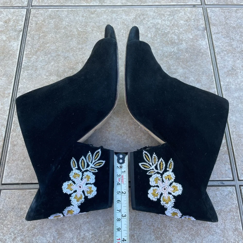 Tory Burch Black Embroidered Suede Mule Sandals Size 9